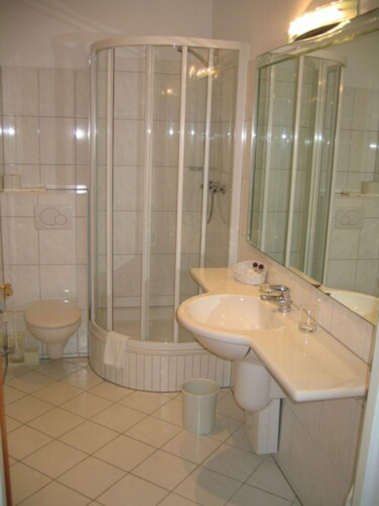 Gildenhof An Den Westfalenhallen 3* Dortmund